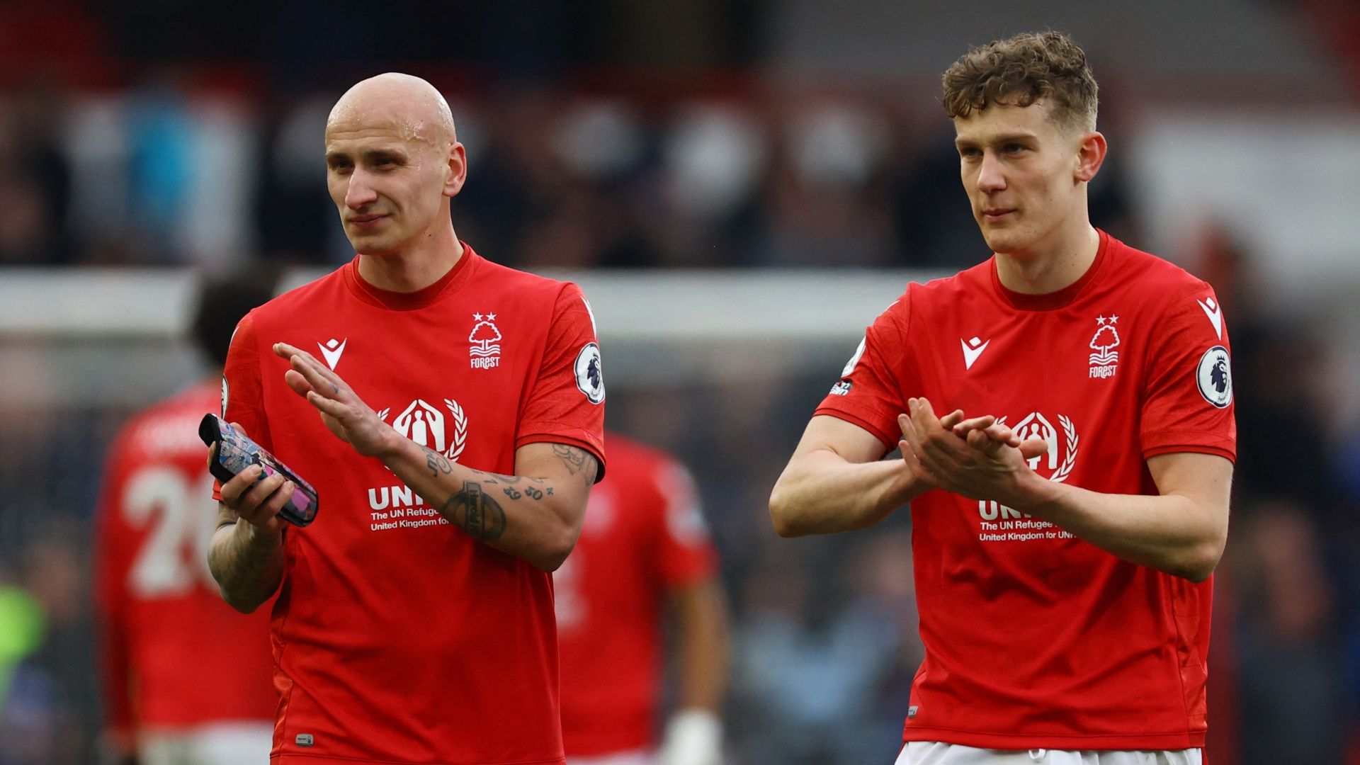 Jonjo Shelvey: How much is he earning at Nottingham Forest as Leeds eye  move?
