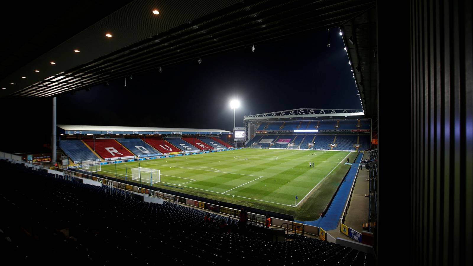 Chelsea hadapi masalah dalam usaha perekrutan pemain Blackburn £750k