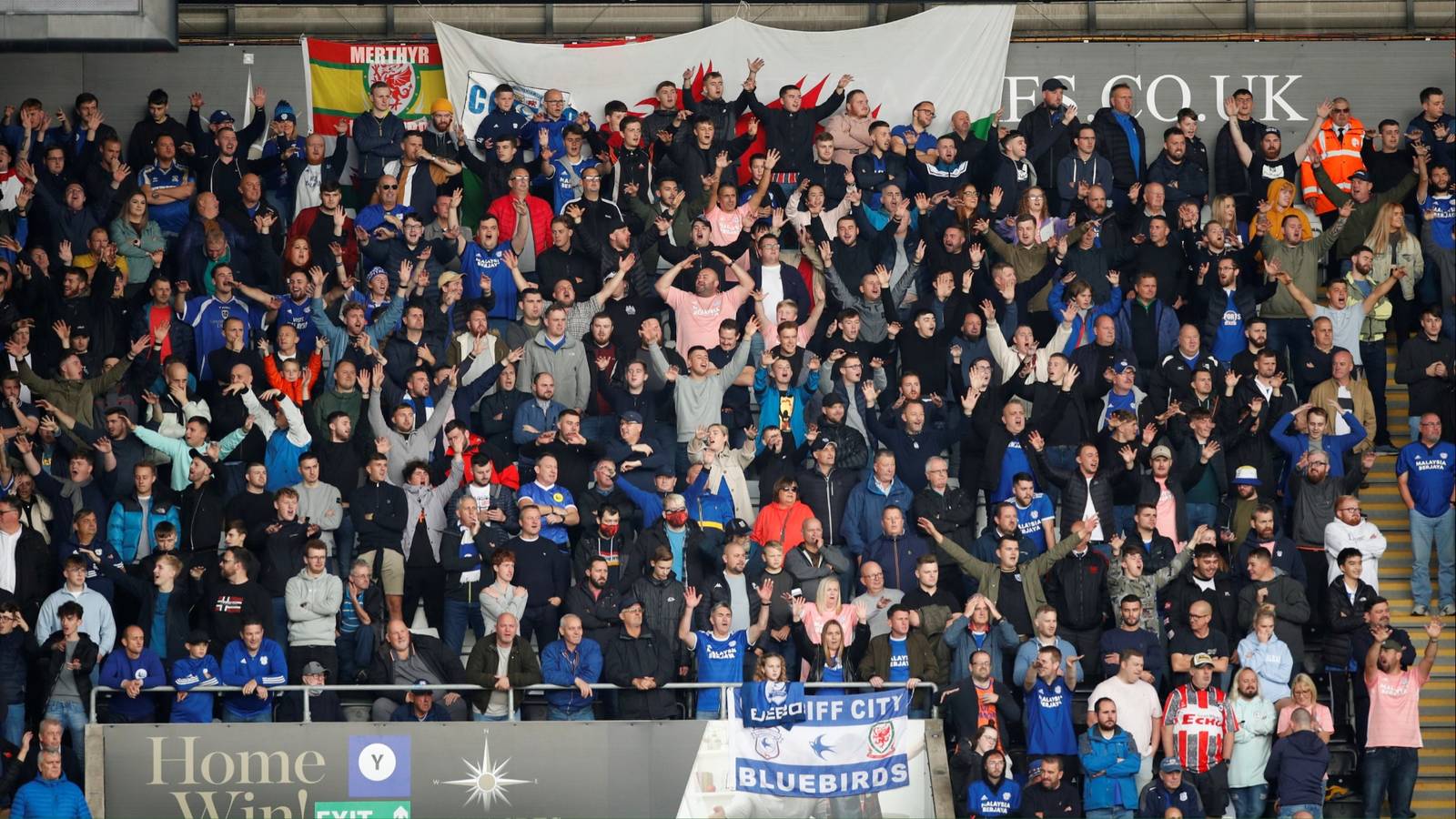 Kaus Ketiga Cardiff City 2025/26 Kontroversial, Jadi Sorotan Online