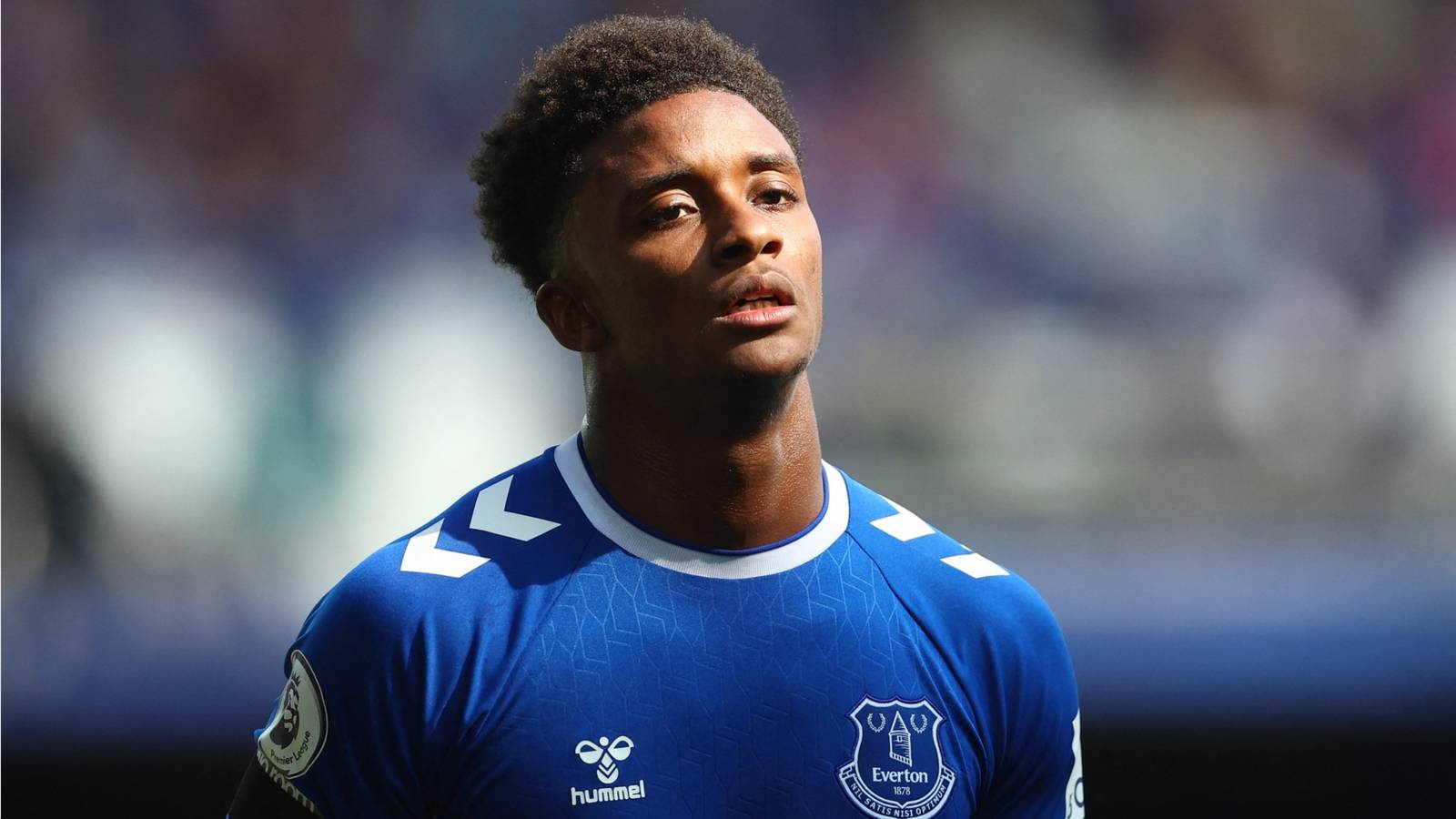 Gaji Demarai Gray di Birmingham City vs. di Saudi Arabia
