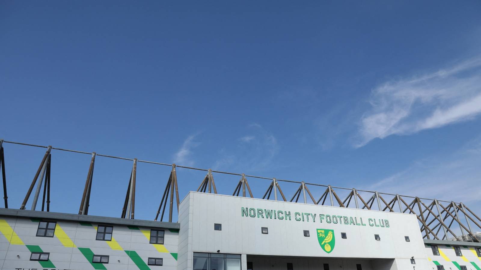Matej Jurasek dari Norwich City harus tampil lebih baik untuk Liam Manning Matej Jurasek dari Norwich City harus tampil lebih baik untuk Liam Manning