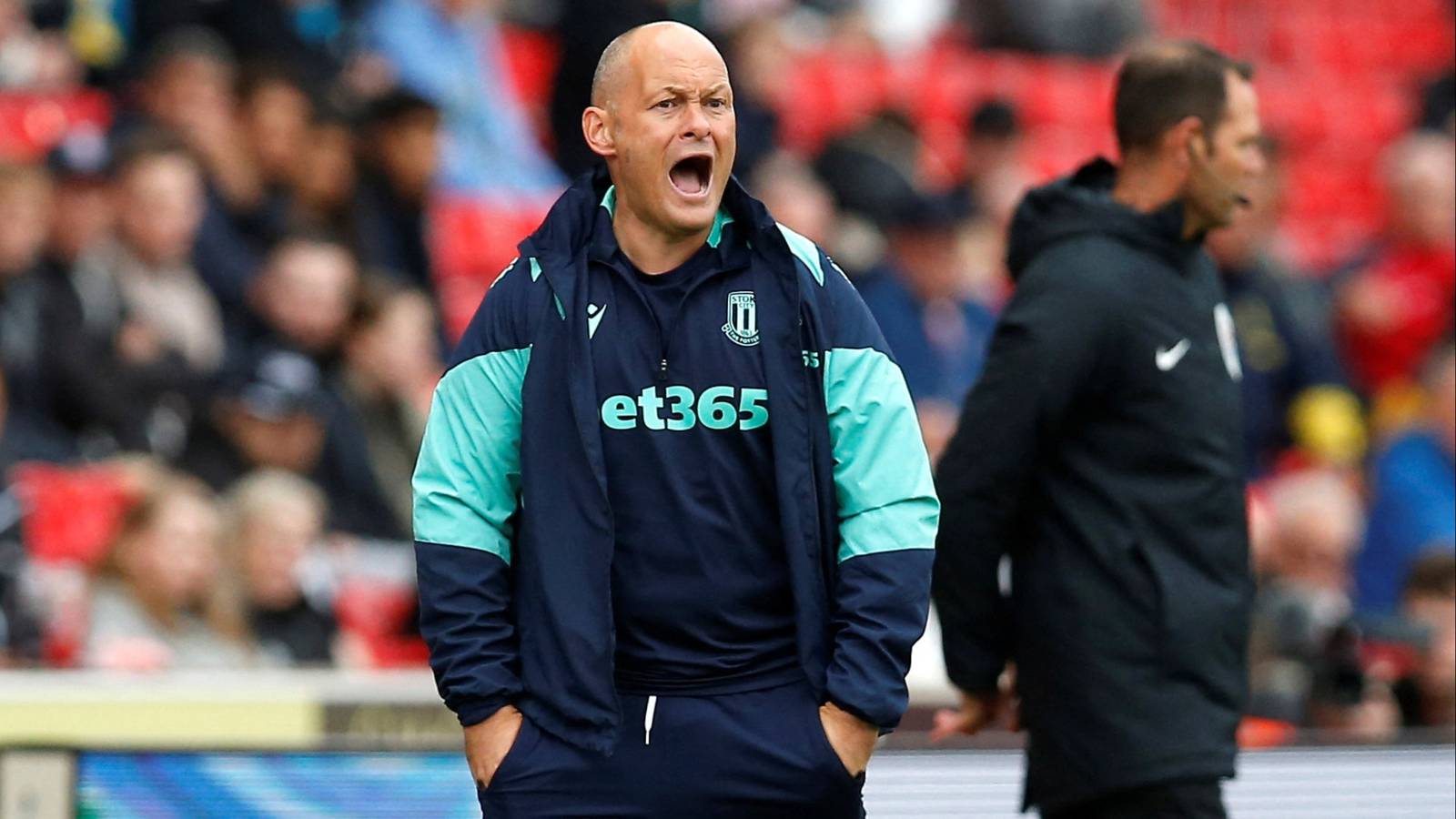 Birmingham City hold talks with Alex Neil