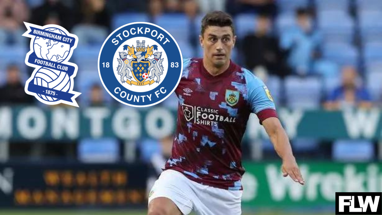 Stockport hand opportunity to free agent recently on trial with