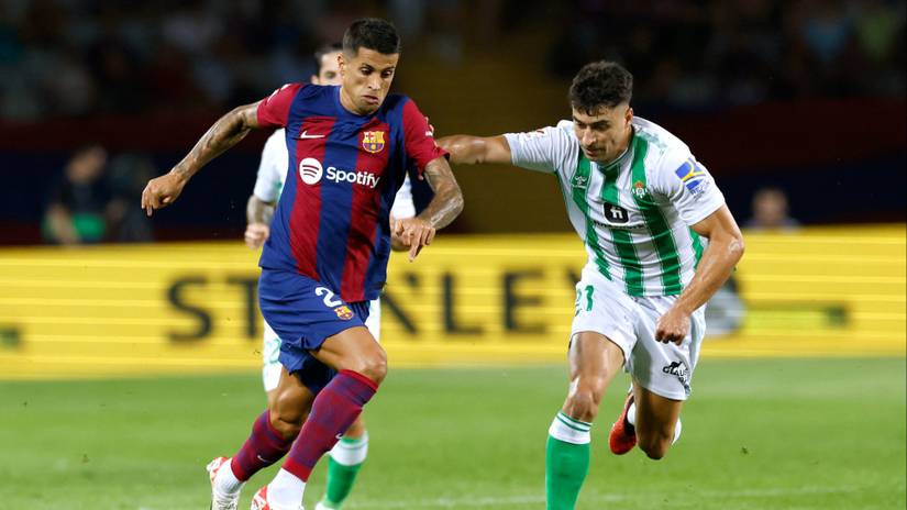Leeds United transfer latest: West Ham, Ben Johnson, Marc Roca, Josh Doig