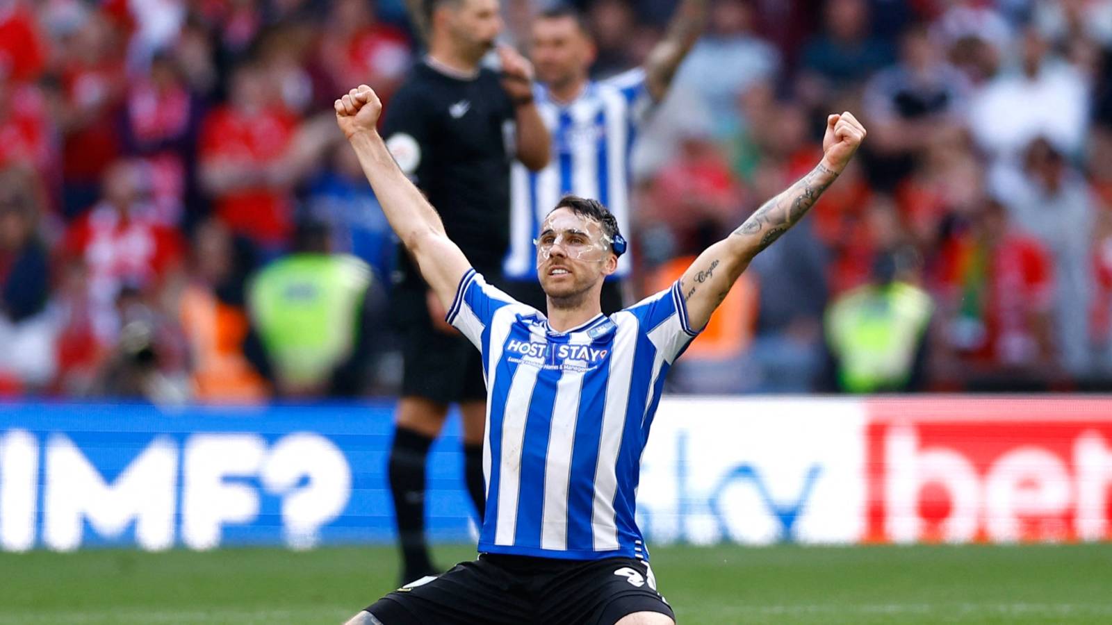 Sheffield Wednesday: Retaining Lee Gregory a 