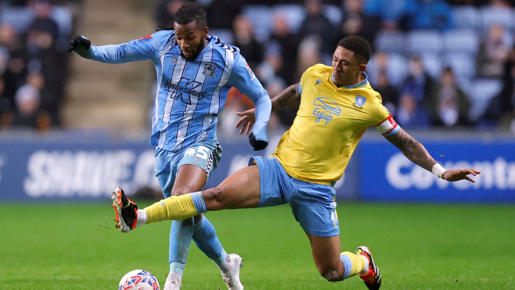 sheffield-wednesday-danny-rohl-backed-over-tough-call-on-liam-palmer