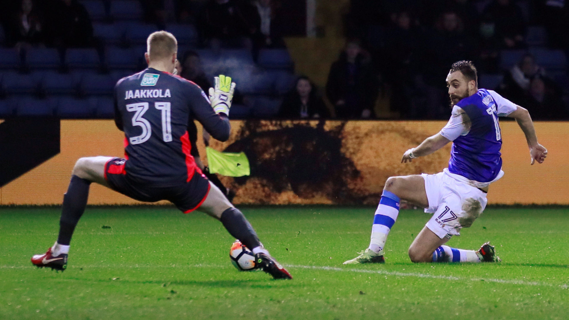 Sheffield Wednesday Atdhe Nuhiu shooting at goal