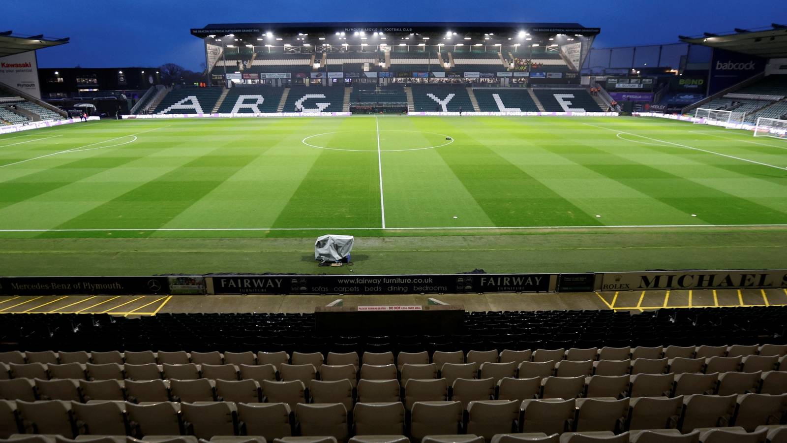 Plymouth Argyle raih Bradley Ibrahim dari Bolton, Charlton