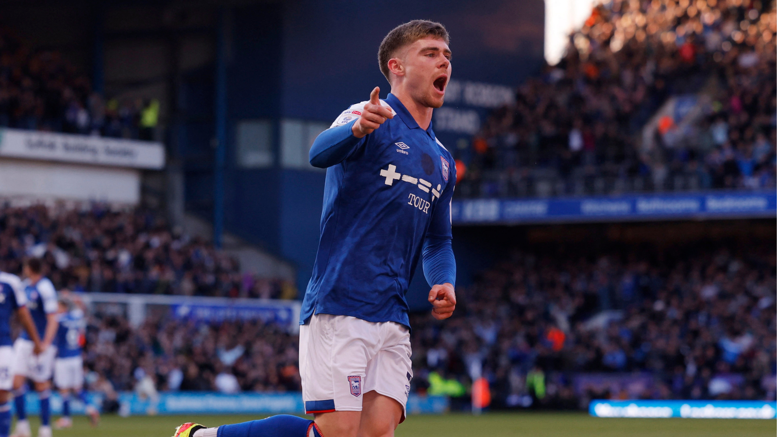 Kieran McKenna Raih Transfer Bersejarah Ipswich Town dari Leeds United