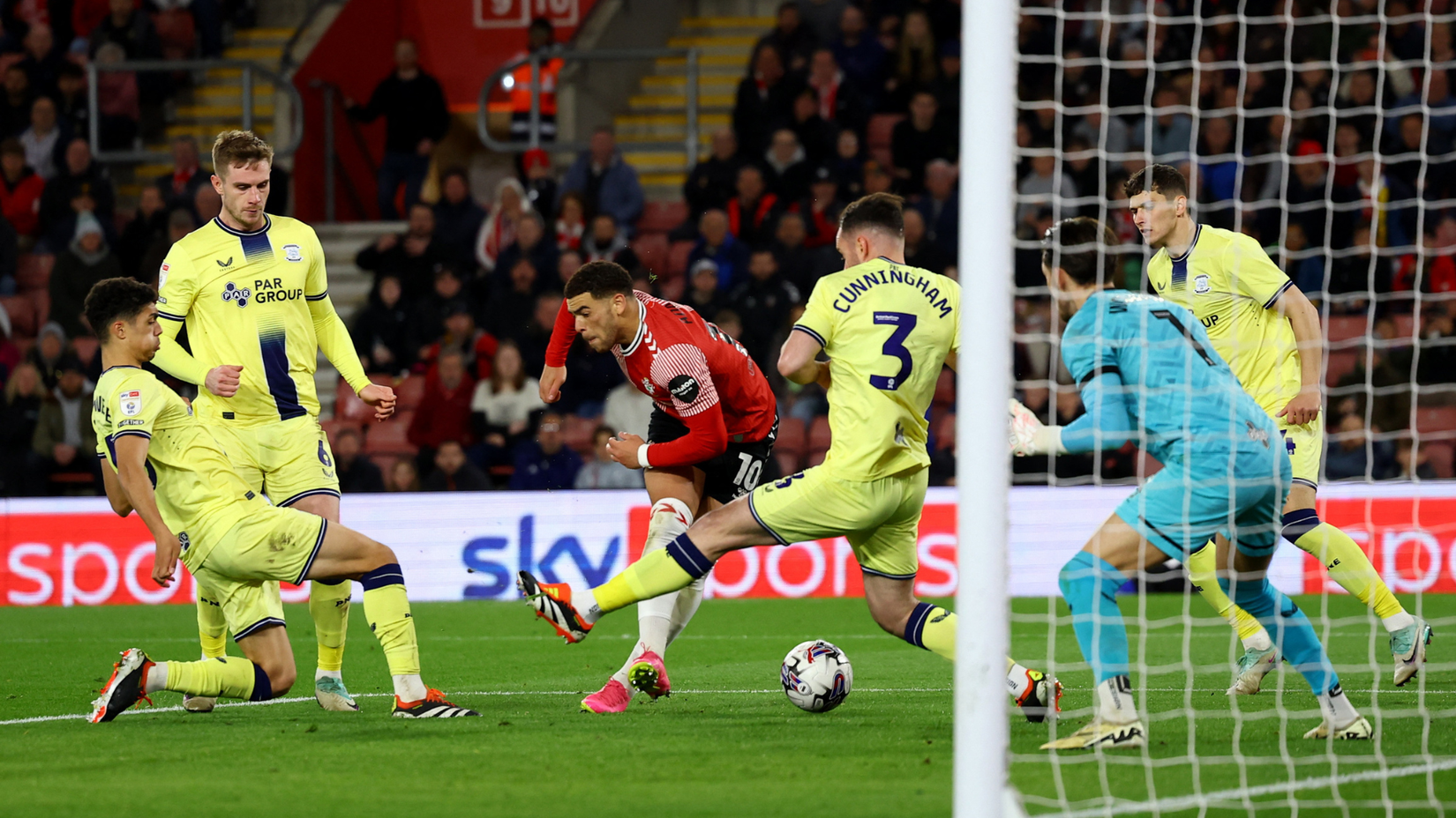 Southampton helped by Gary O'Neil comments on Wolves' Che Adams links