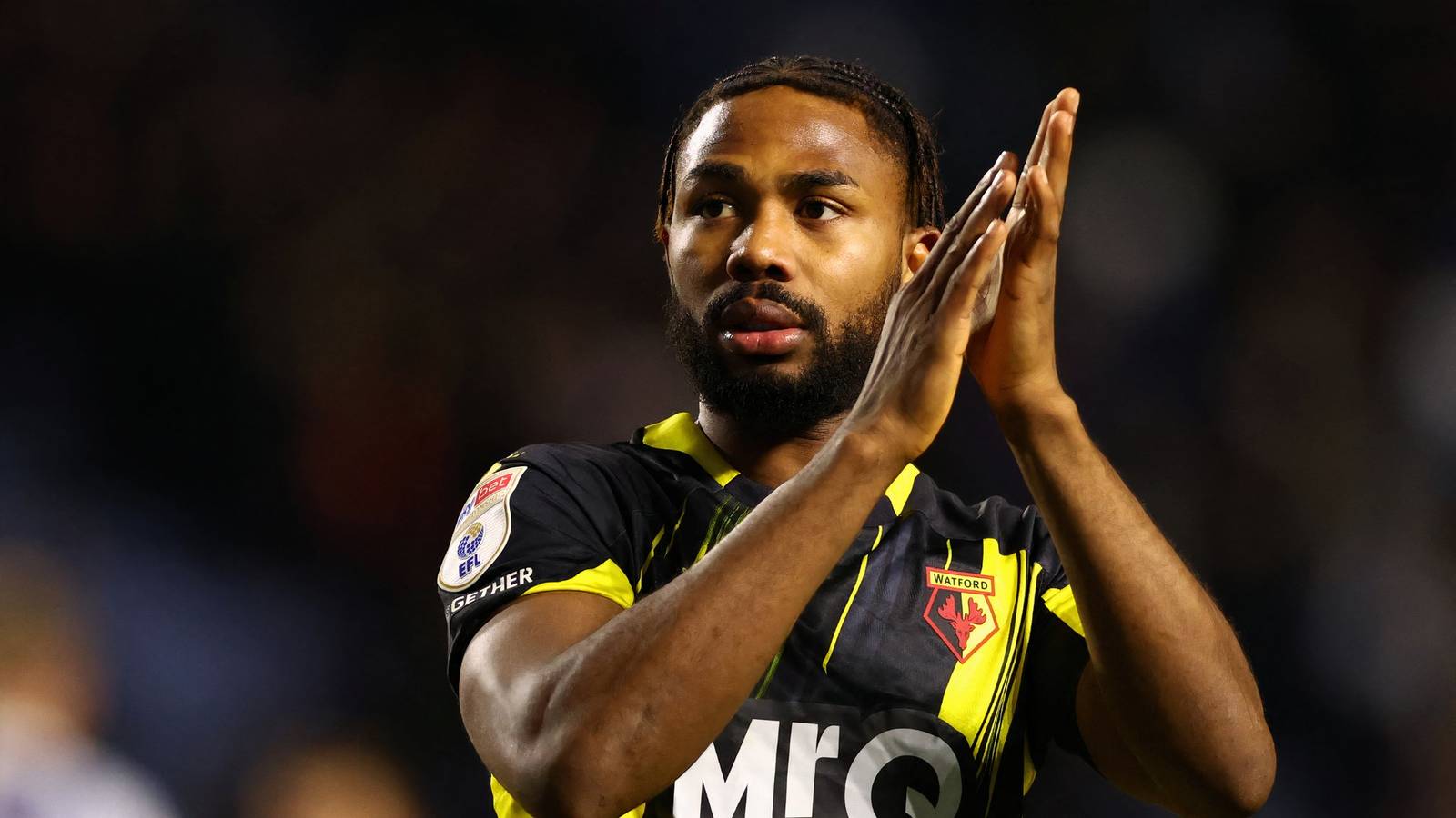 Hull City harus ambil peluang dari keputusan transfer Nottingham untuk Emmanuel Dennis