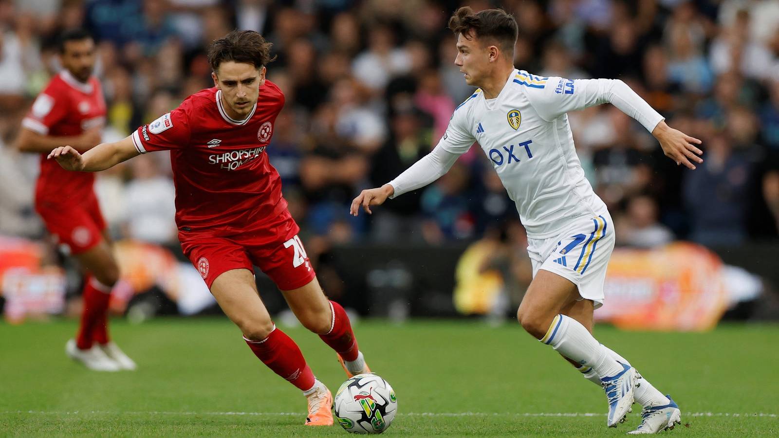 Sheffield United: Jamie Shackleton facing familiar Leeds United problem  with Blades