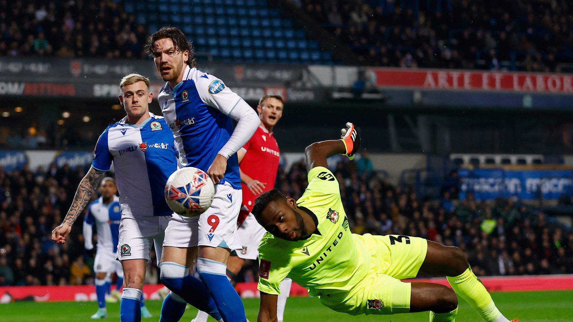 Blackburn Rovers capitalise on Ipswich Town promotion in Sam Gallagher hunt