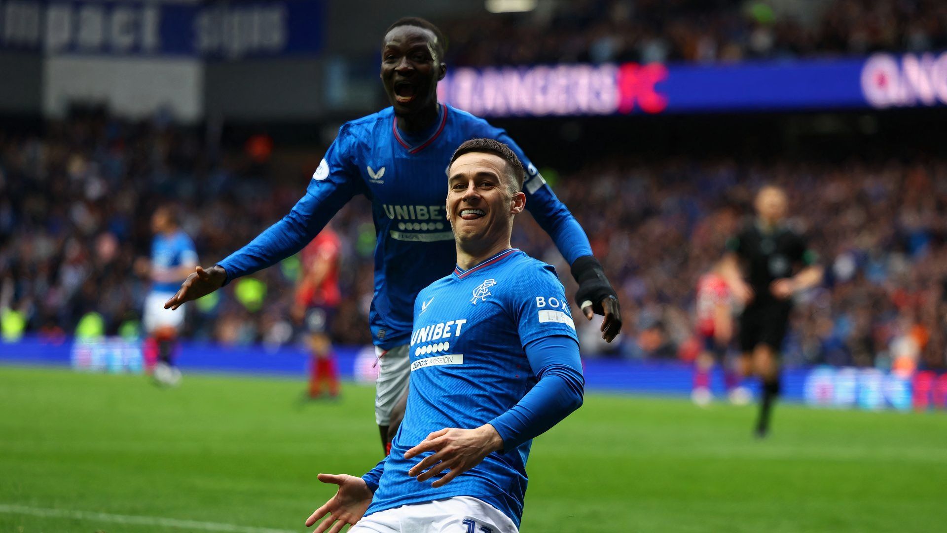 Verdict issued as Sheffield United plot move for Rangers' Tom Lawrence