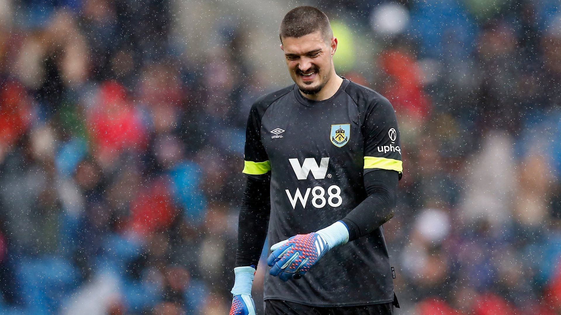 Aro Muric in goal for Burnley