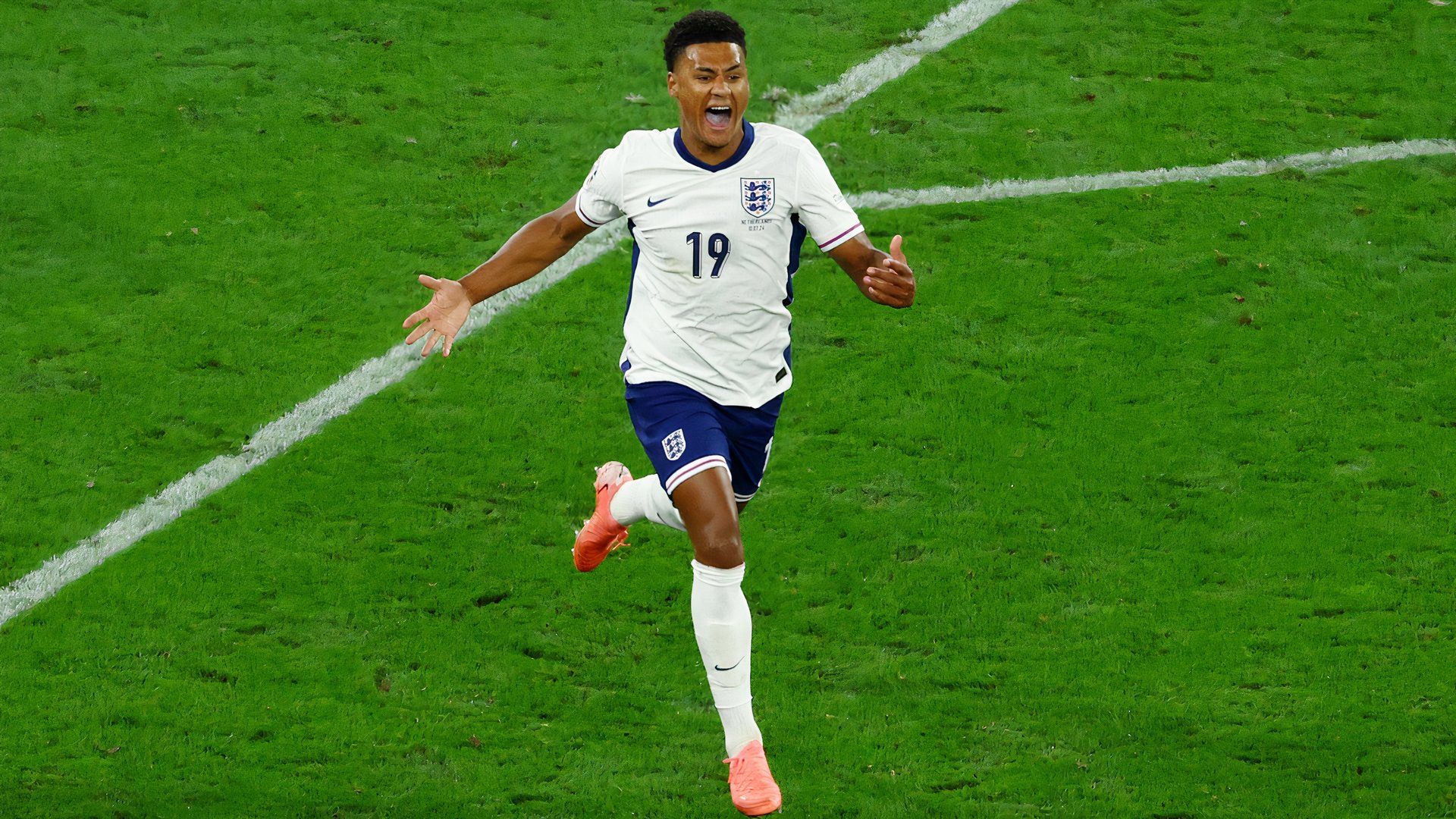 Ollie Watkins celebrates his goal for England in the Euro 2024 semi-final