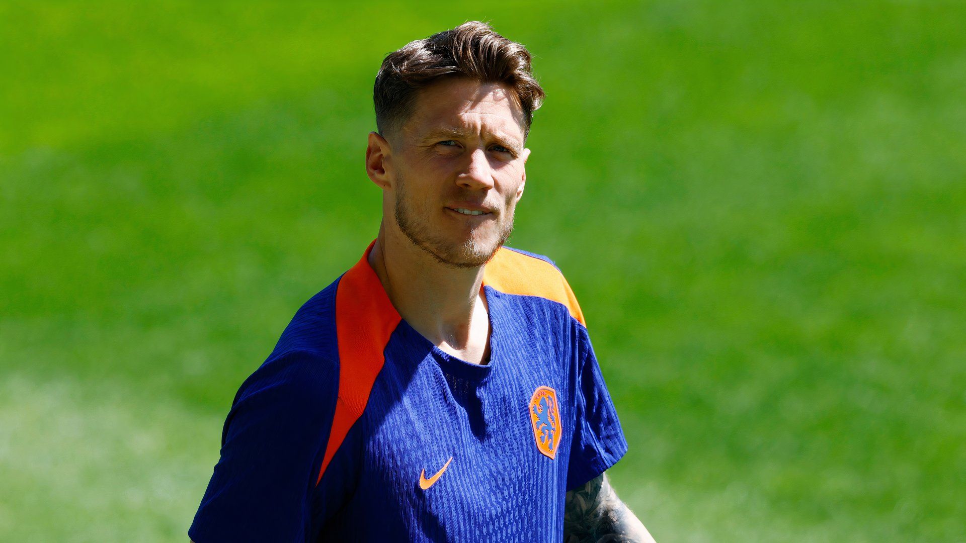 Burnley striker wout weghorst hints at desire for ajax transfer