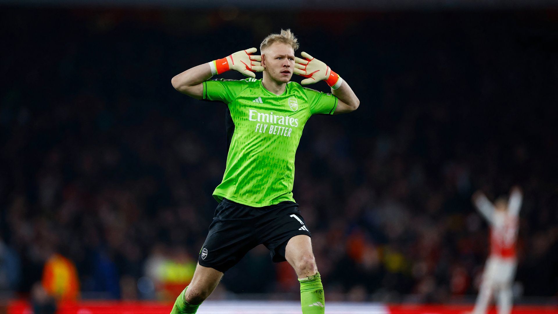 Aaron Ramsdale playing for Arsenal