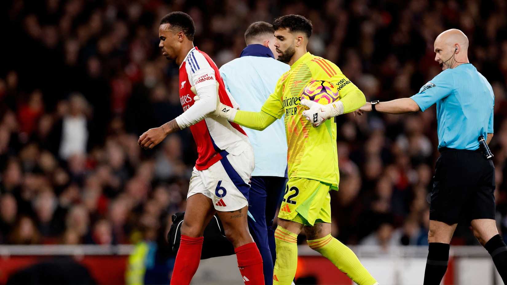 Mikel Arteta drops new Gabriel and Jurrien Timber update ahead of ...