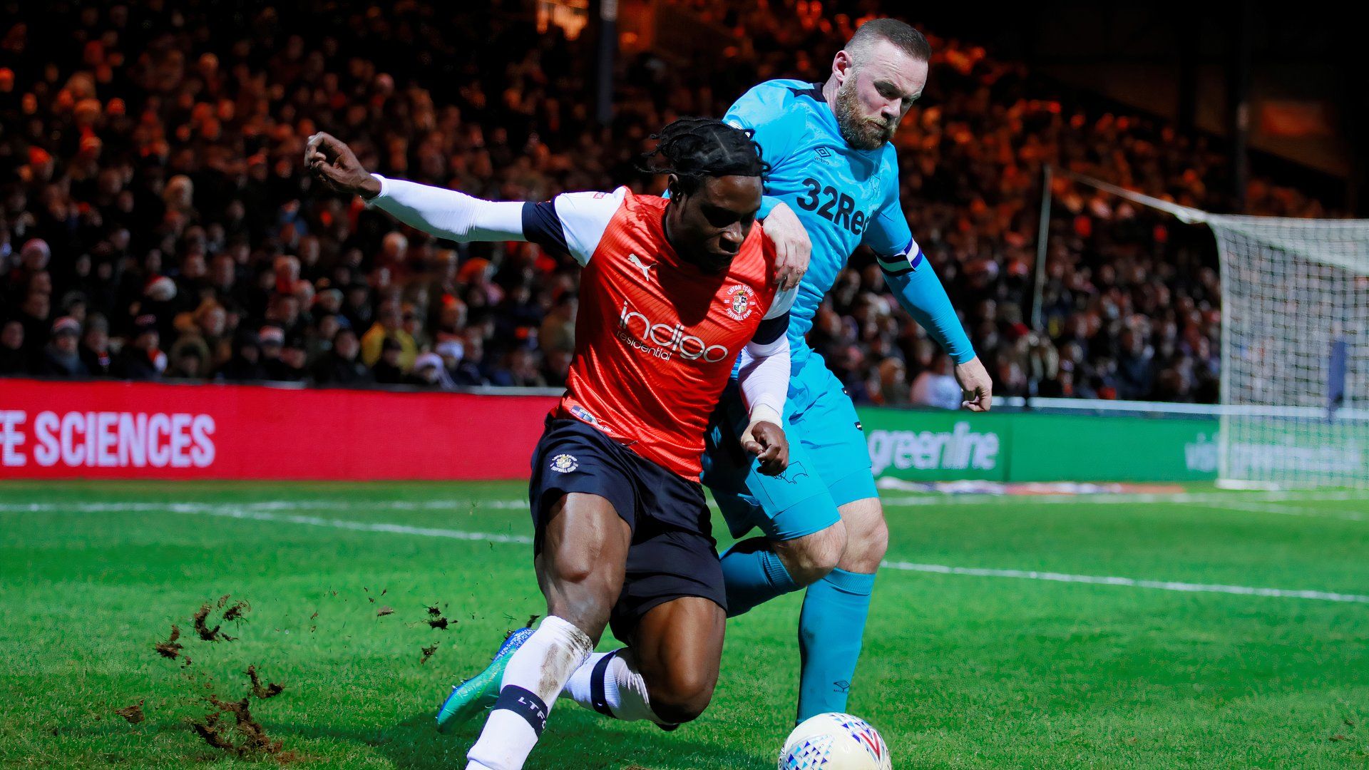 Pelly Ruddock Mpanzu, Wayne Rooney, Luton Town vs Derby County