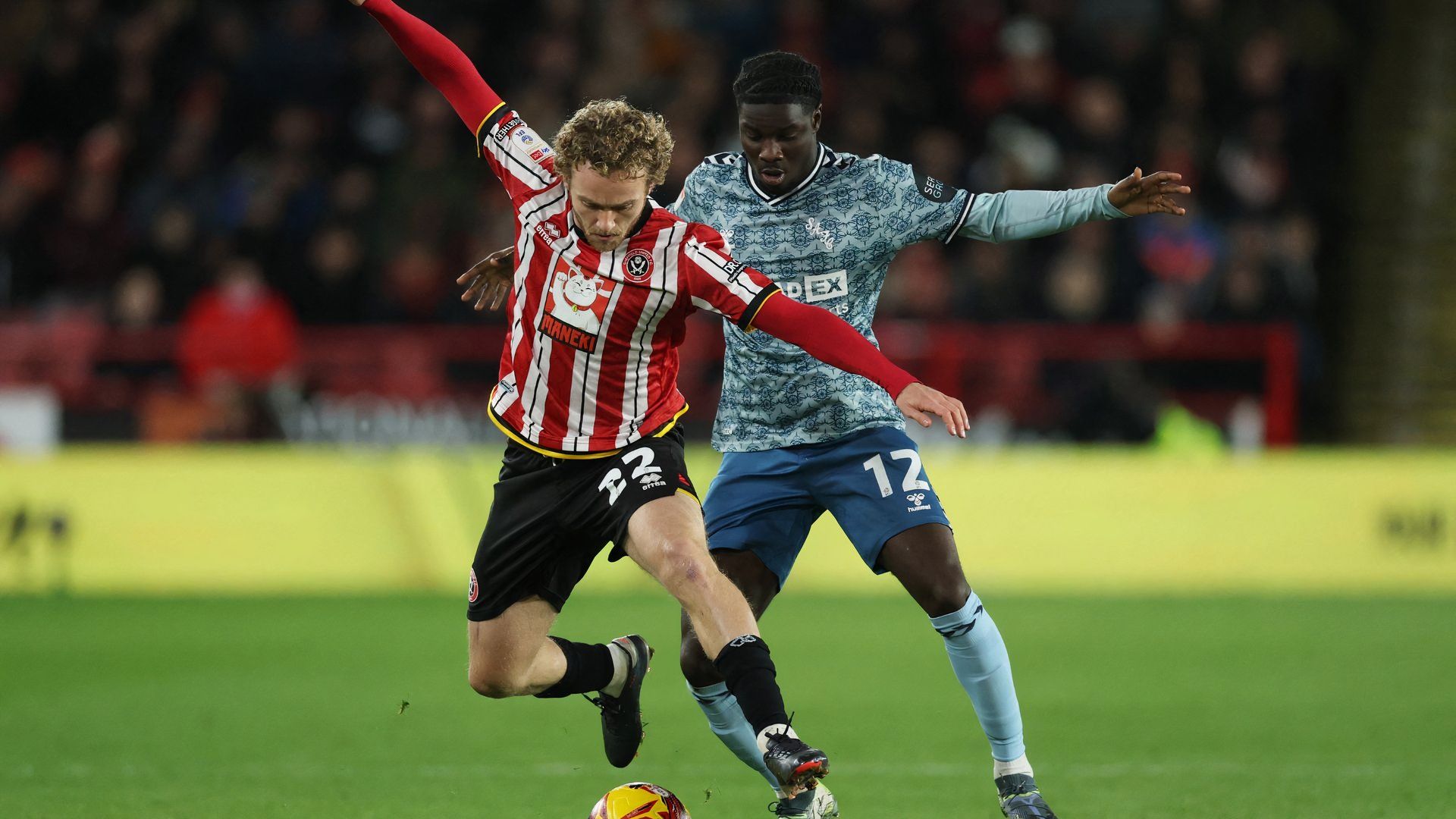 Tom Davies and Eliezer Mayenda - Sheffield United v Sunderland 