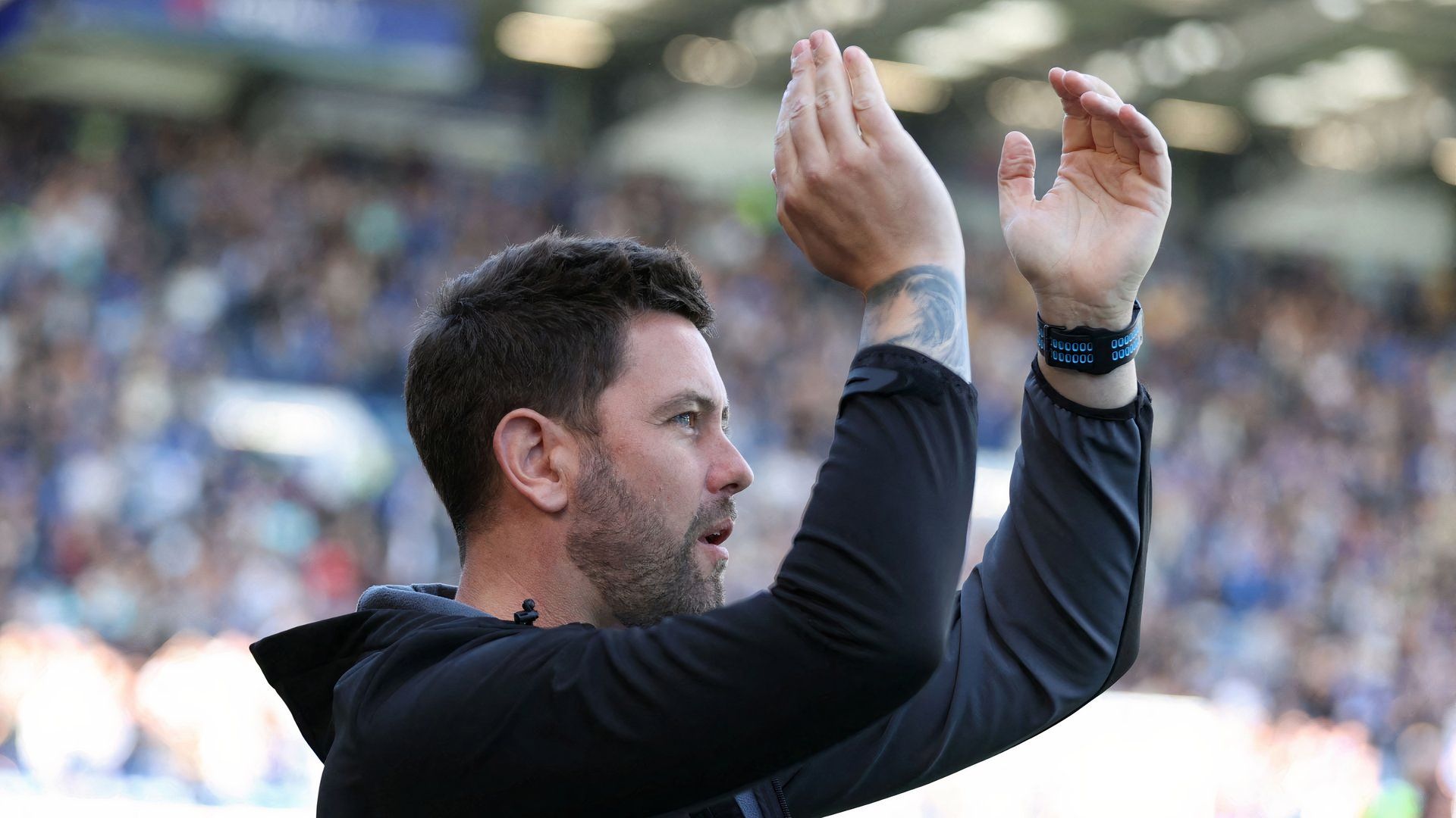 Des Buckingham in charge of Oxford United
