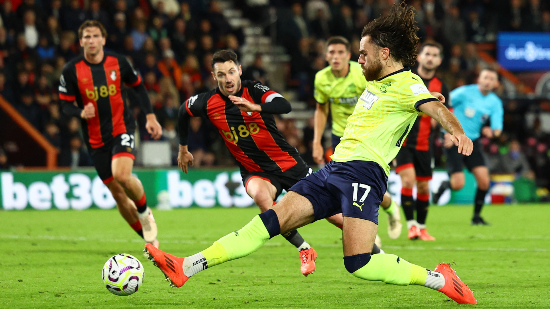 Southampton's Ben Brereton-Diaz in action vs Bournemouth - Premier League, Vitality Stadium