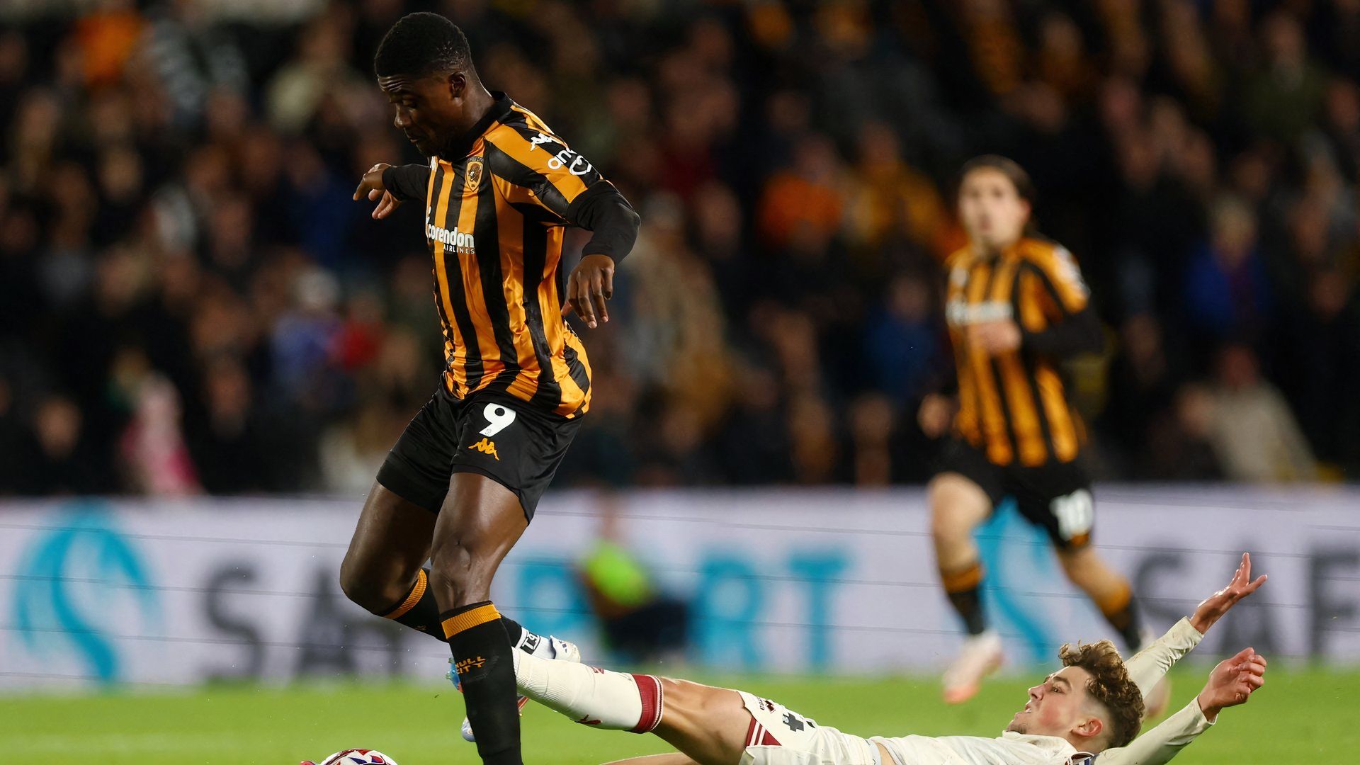 Chris Bedia playing for Hull City vs Sheffield United