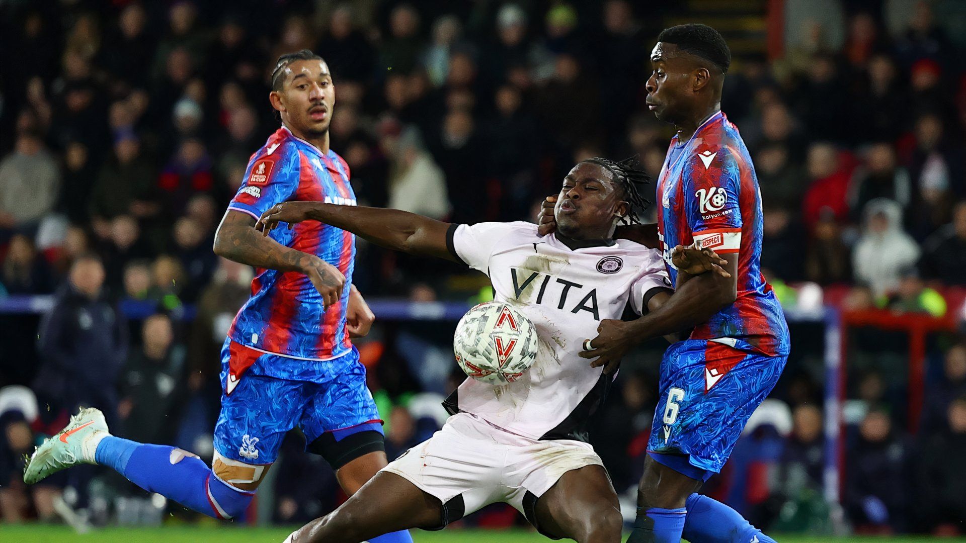 Isaac Olaofe Stockport County