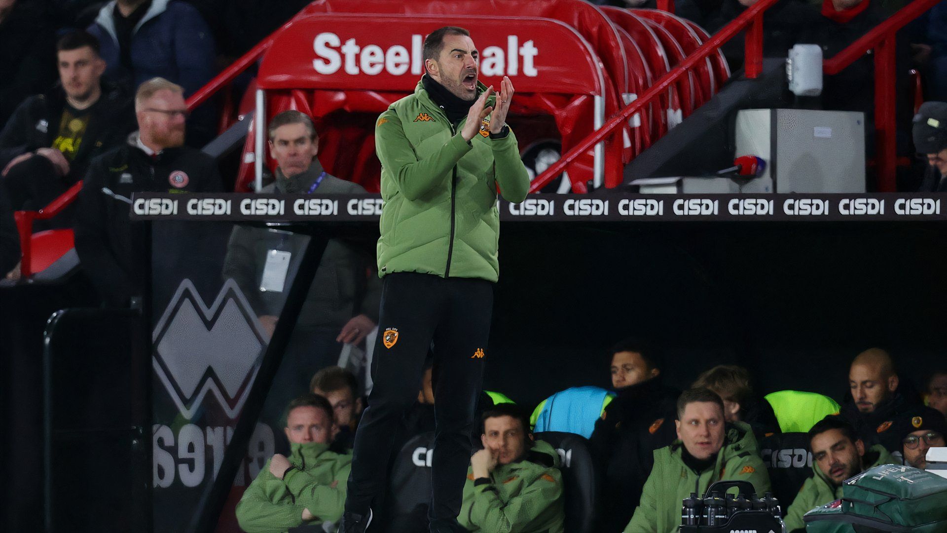 Ruben Selles managing Hull City at Bramall Lane