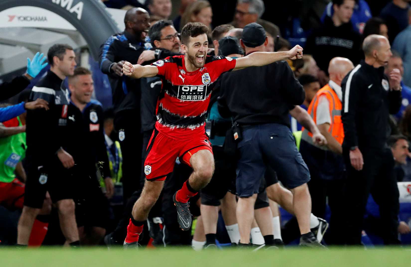 Man City call handed Huddersfield Town a modern-day legend in Tommy Smith