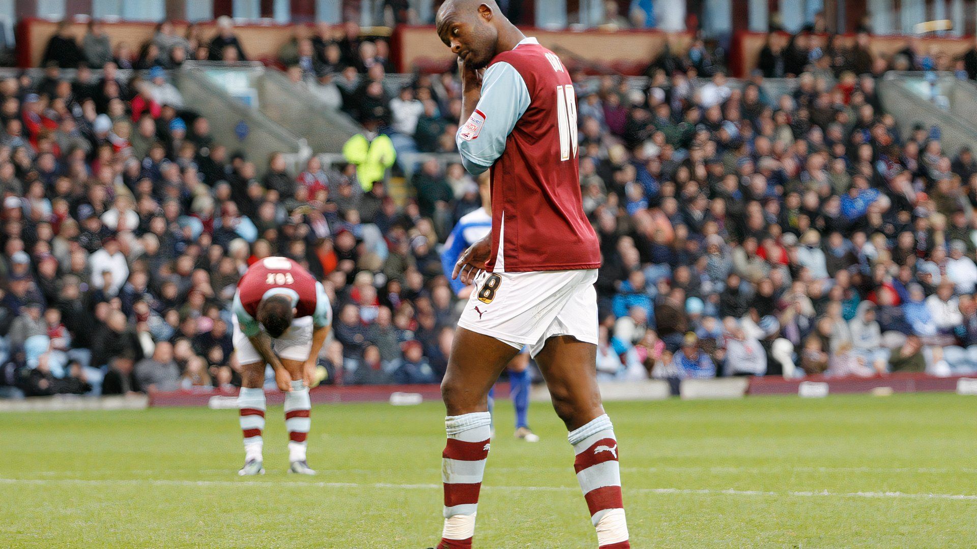 Burnley Leon Cort