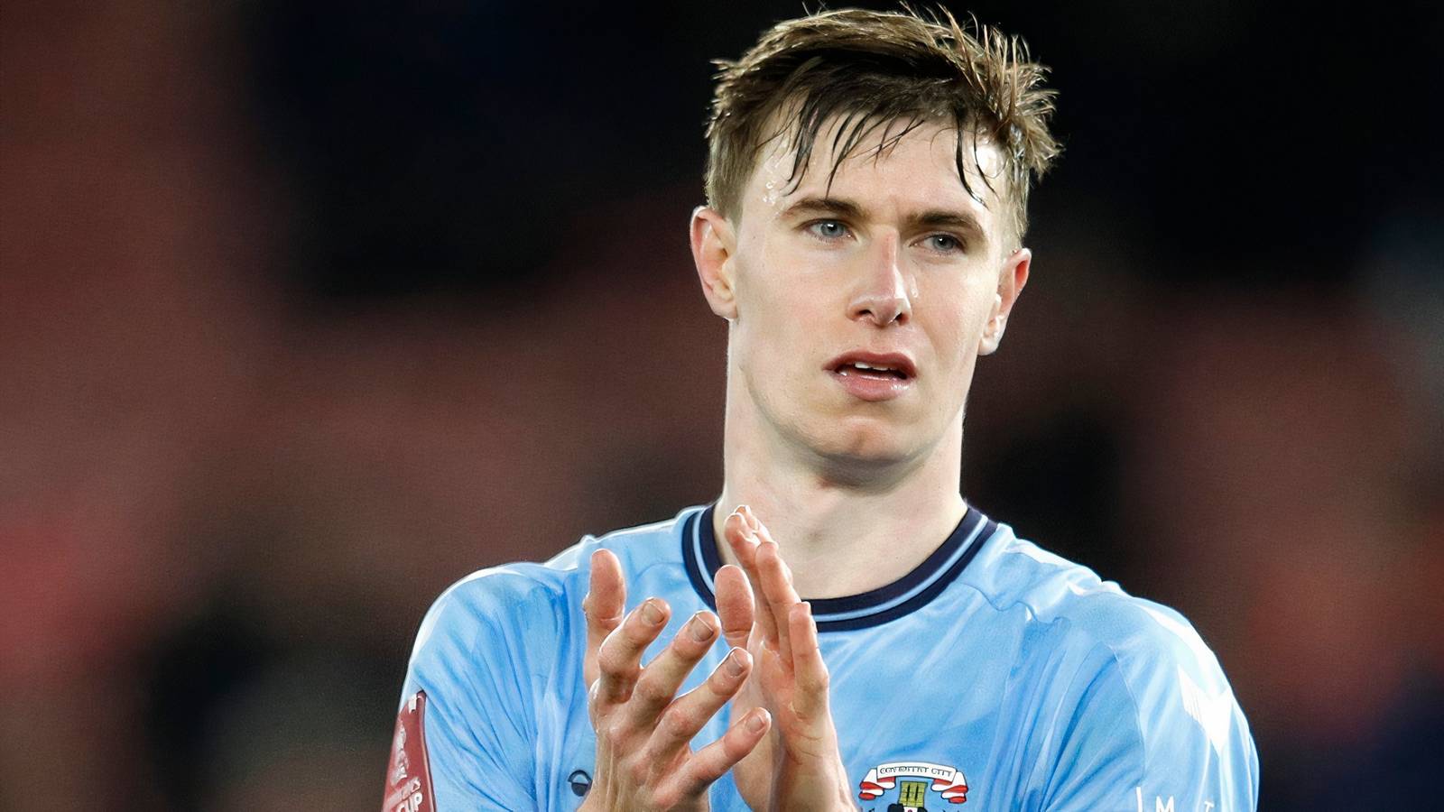 Perbandingan Penghasilan Ben Sheaf di Wrexham dan Coventry City