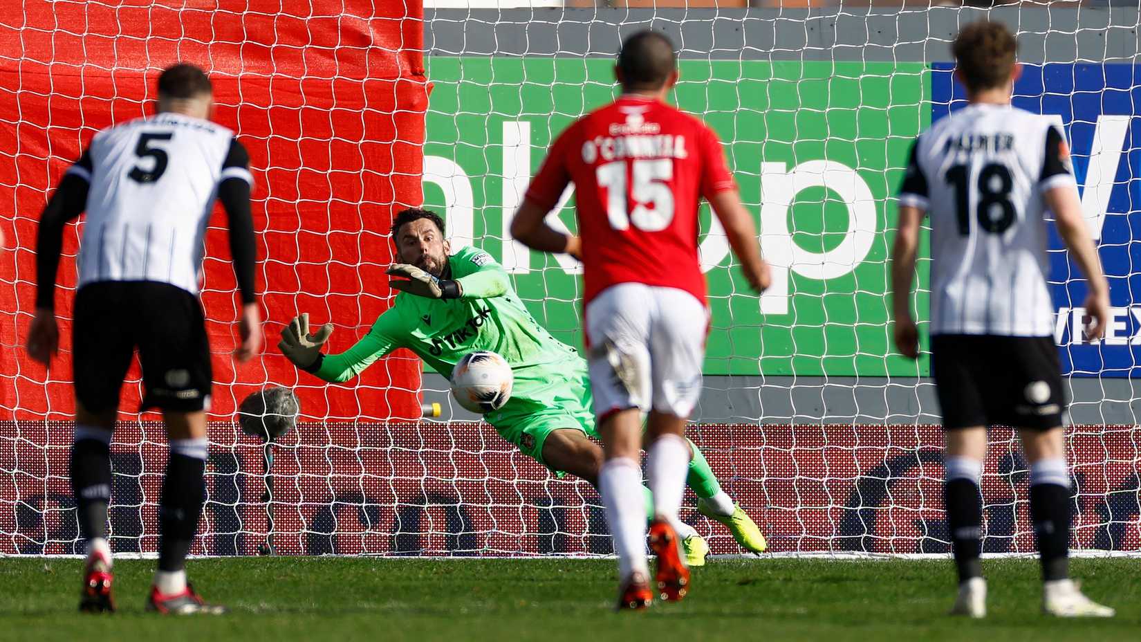 Wrexham AFC: Ben Foster moment v Notts County kickstarted the Reynolds ...