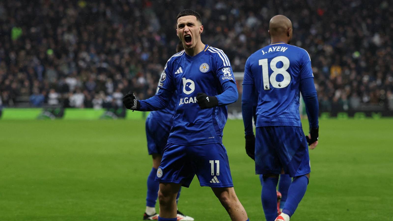 Leeds United Rencanakan Tawaran Terakhir untuk Bintang Leicester City Leeds United Rencanakan Tawaran Terakhir untuk Bintang Leicester City