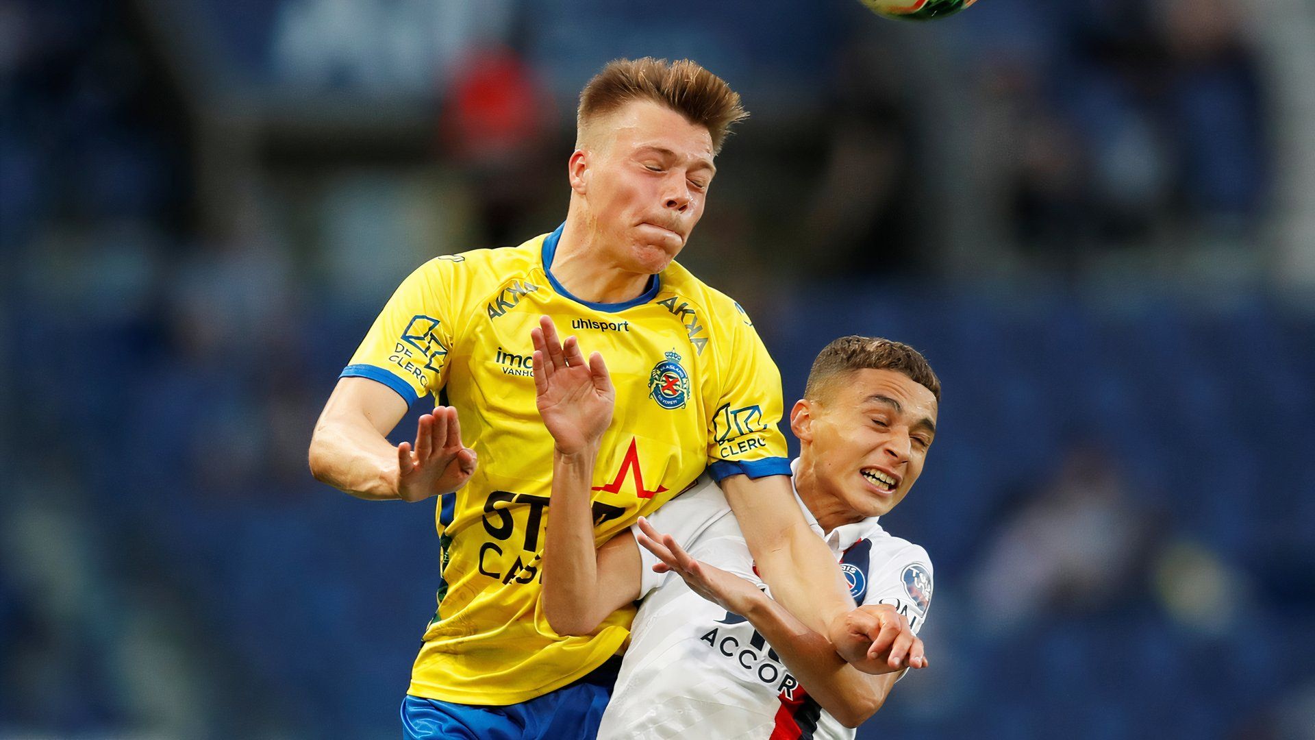 Paris St Germain's Kays Ruiz in action with Waasland-Beveren's Daan Heymans