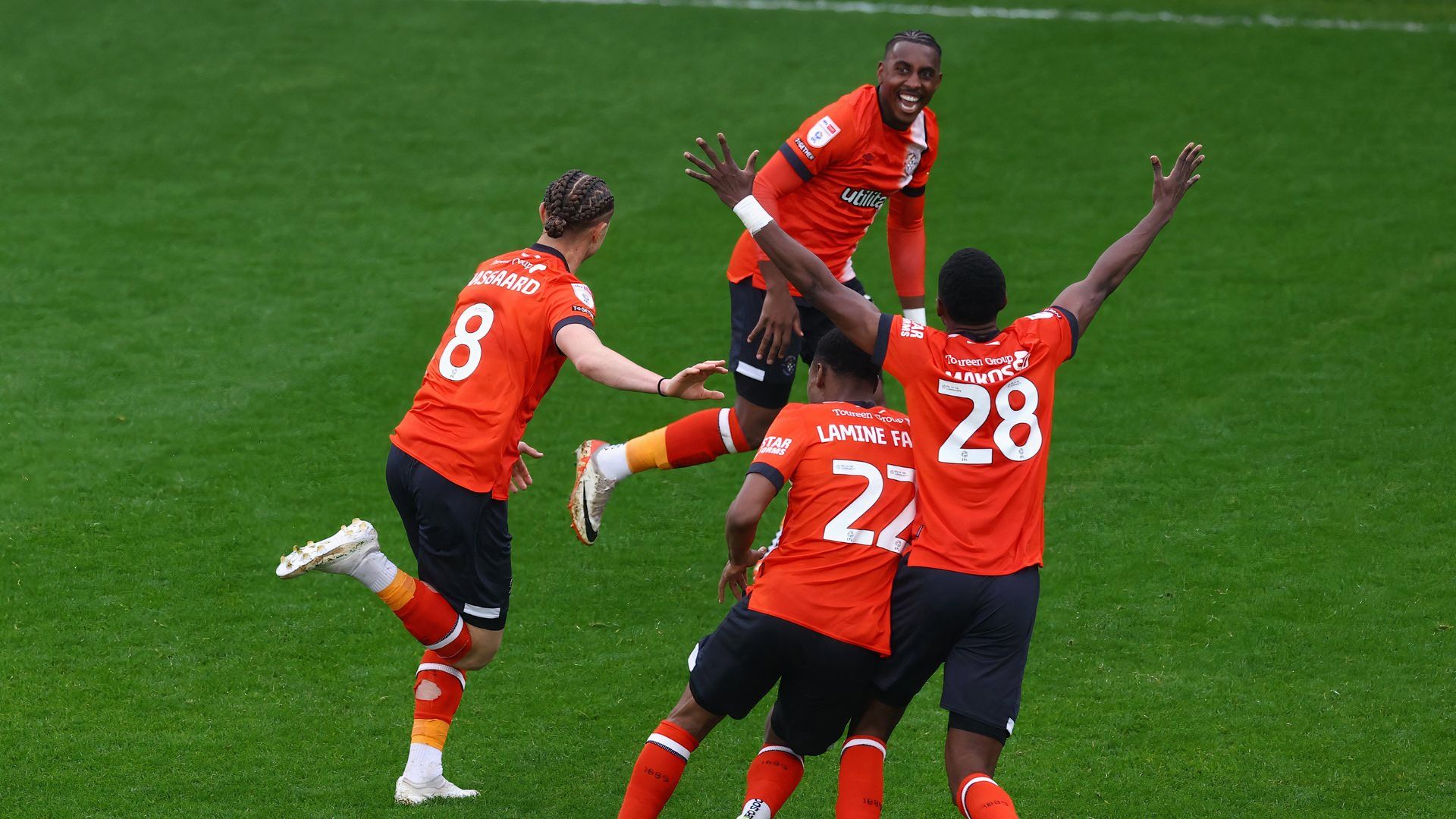 Thelo Aasgaard scores for Luton Town vs Bristol City