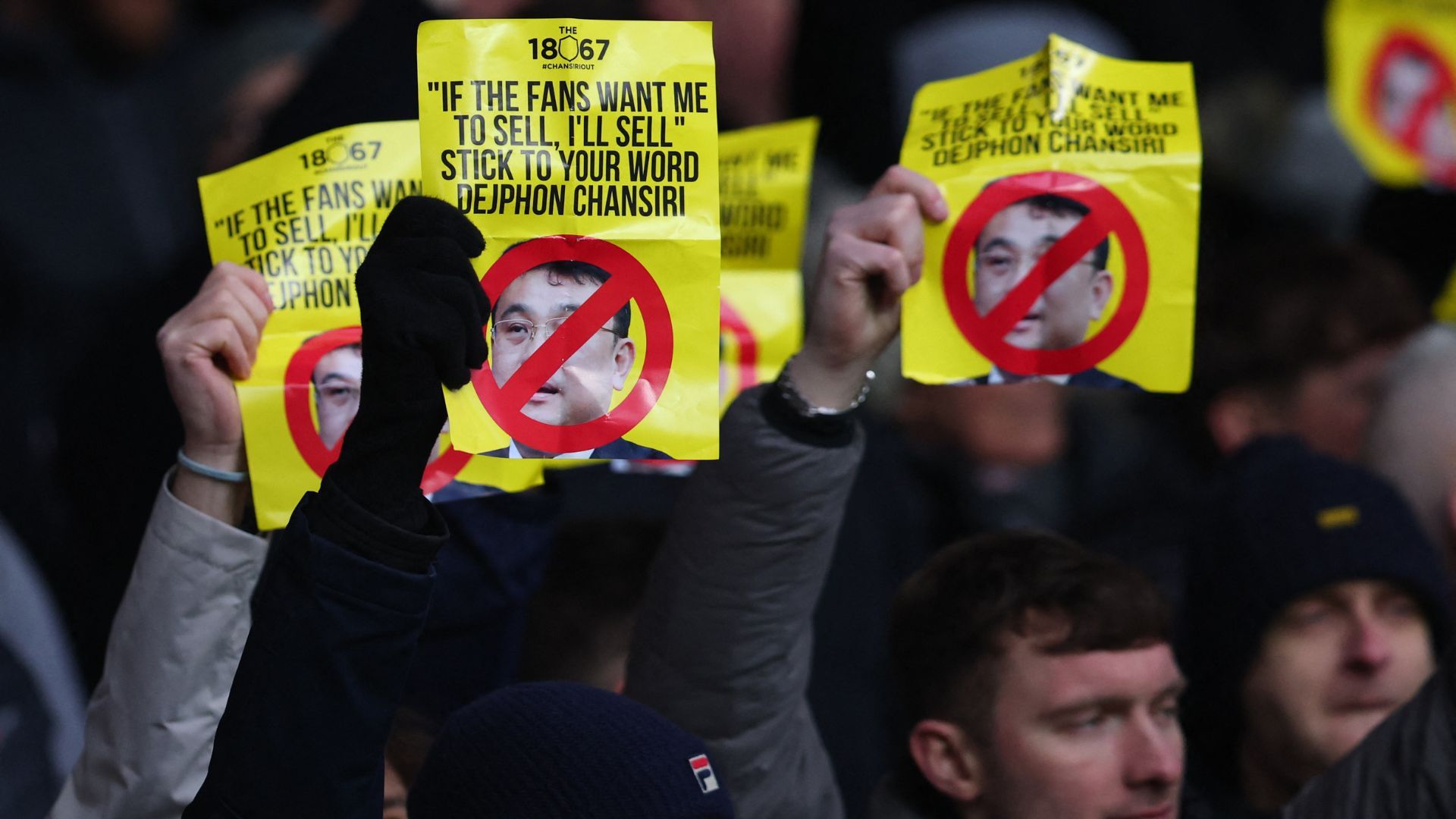 Protesting Sheffield Wednesday fans