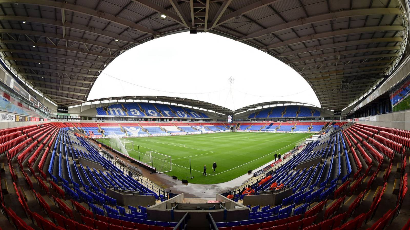 Jordi Osei-Tutu balas sinis kepada penggemar Bolton di media sosial