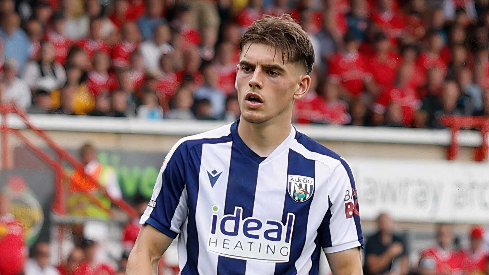 Fellows Southampton told they are signing Tom Fellows for