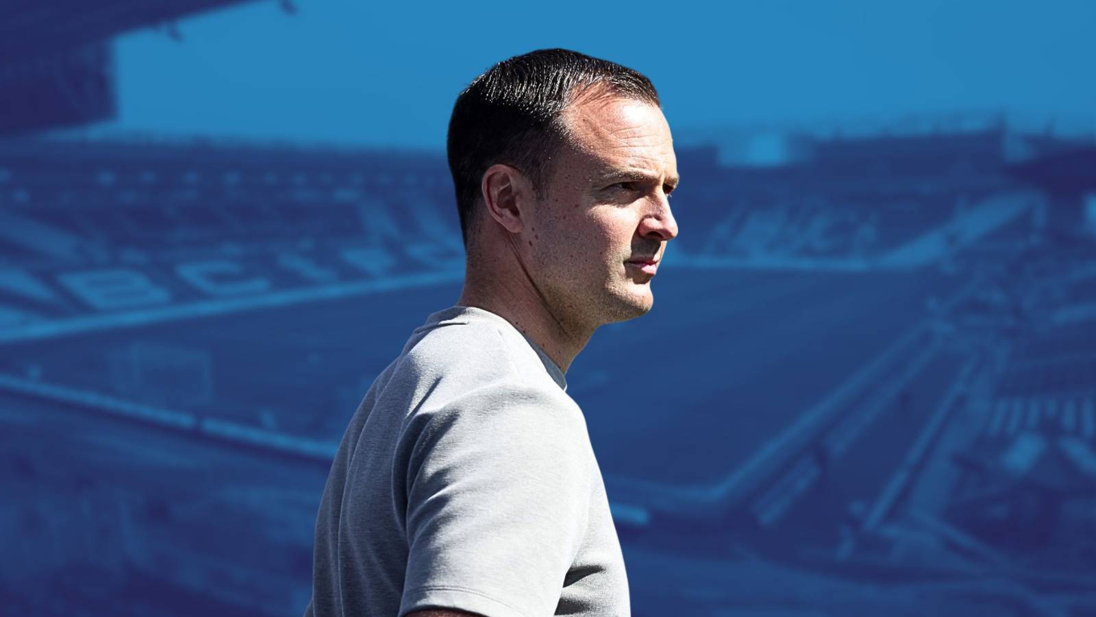 Chris Davies Hadapi Tekanan dari Birmingham City