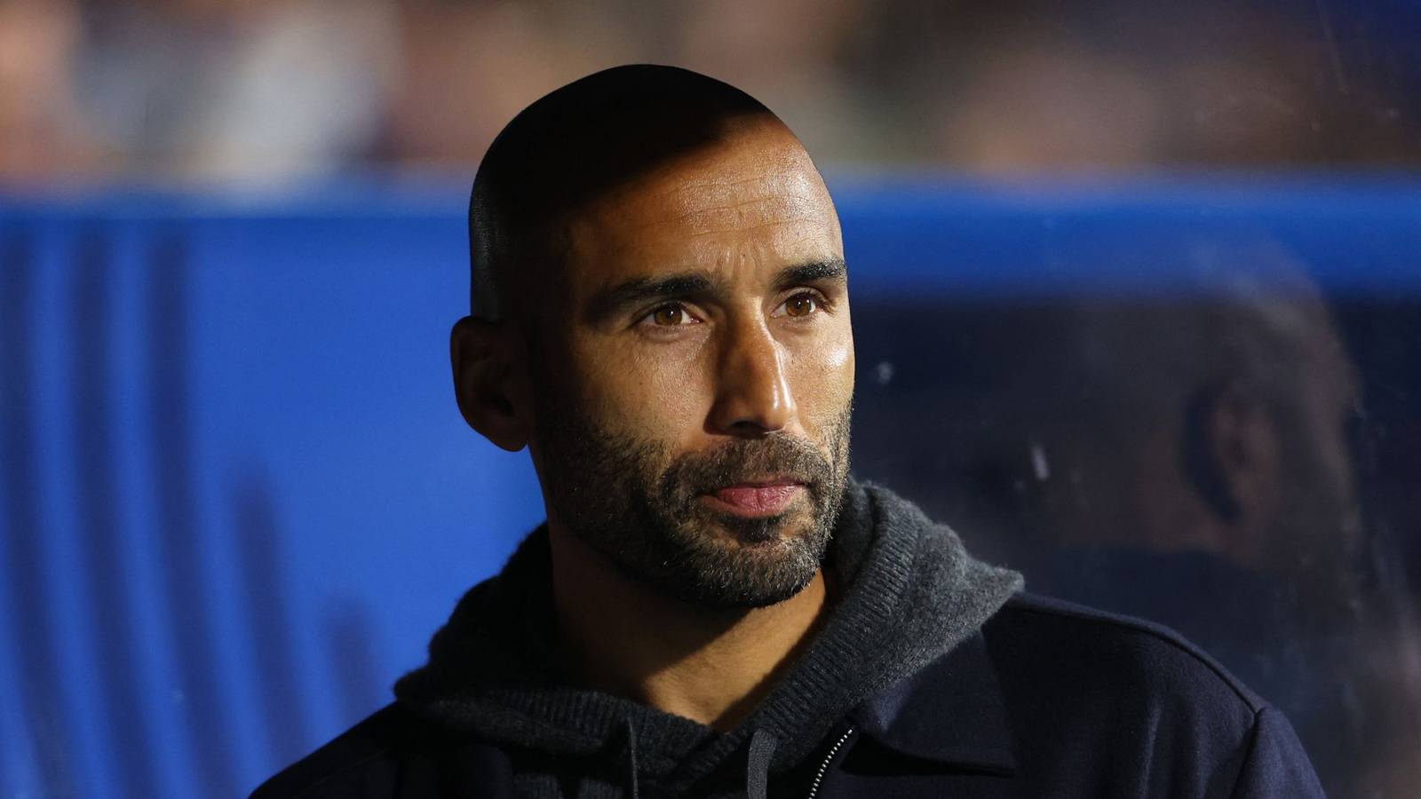 Manajer Huddersfield Town Lee Grant disorot setelah kalah dari Stockport