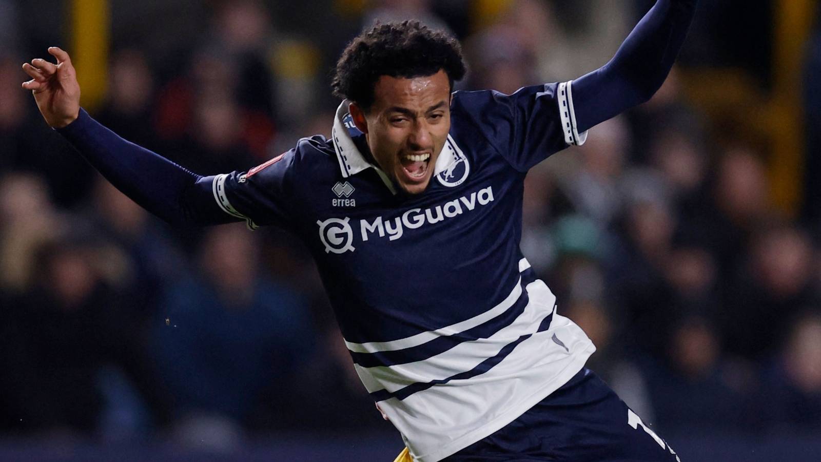 Sunderland, Leeds United and Everton plot Millwall transfer raid for ...