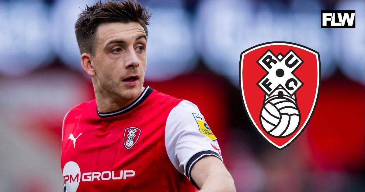 Jordan Hugill exit situation at Rotherham United - it 'needs to happen'