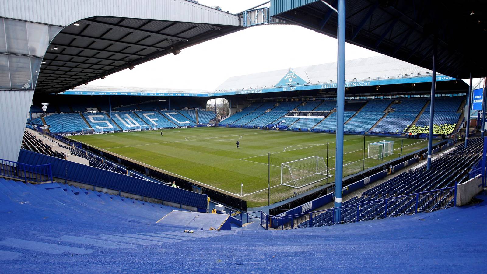 Sheffield Wednesday can seal Tayo Adaramola, Crystal Palace transfer gold - after Barry Bannan