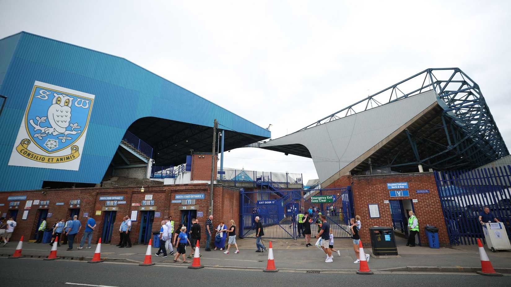 Sheffield Wednesday news: David Storch decides Henrik Pedersen future ...