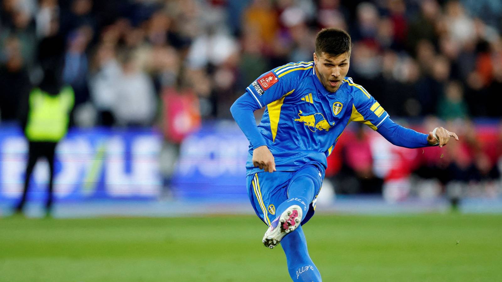 How Joel Piroe would fit into Birmingham City's XI if he joins from Leeds United