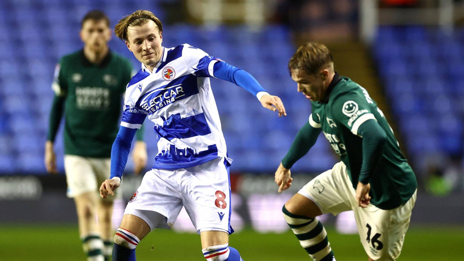 Sheffield Wednesday's Reading FC, Charlie Savage transfer chase backed - David Storch and co 'mean business'