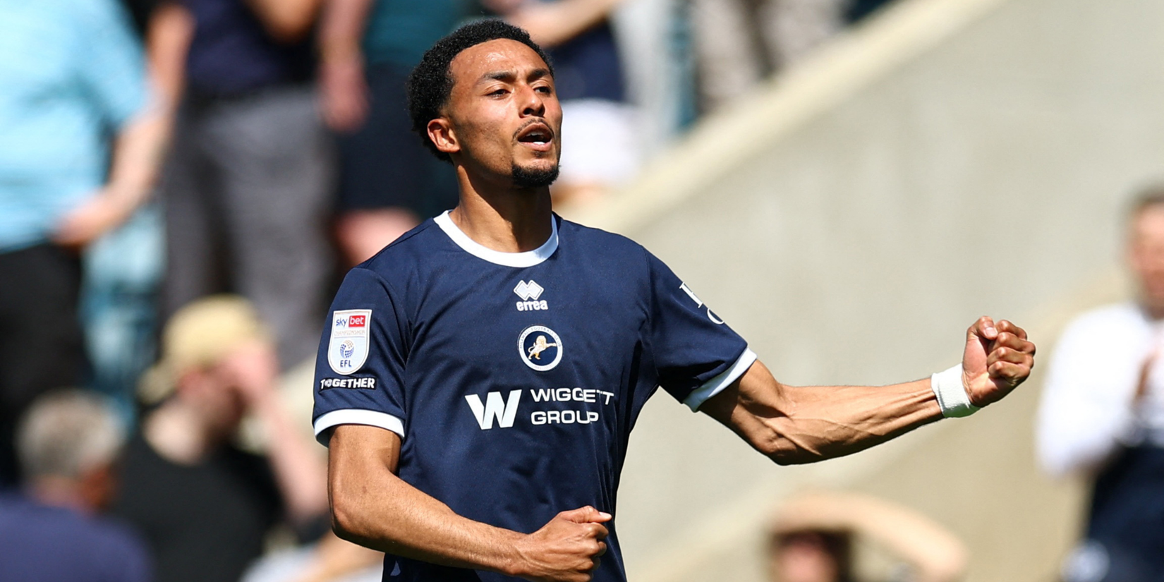 8-figure Femi Azeez transfer demand sent to Millwall - Leeds United ...