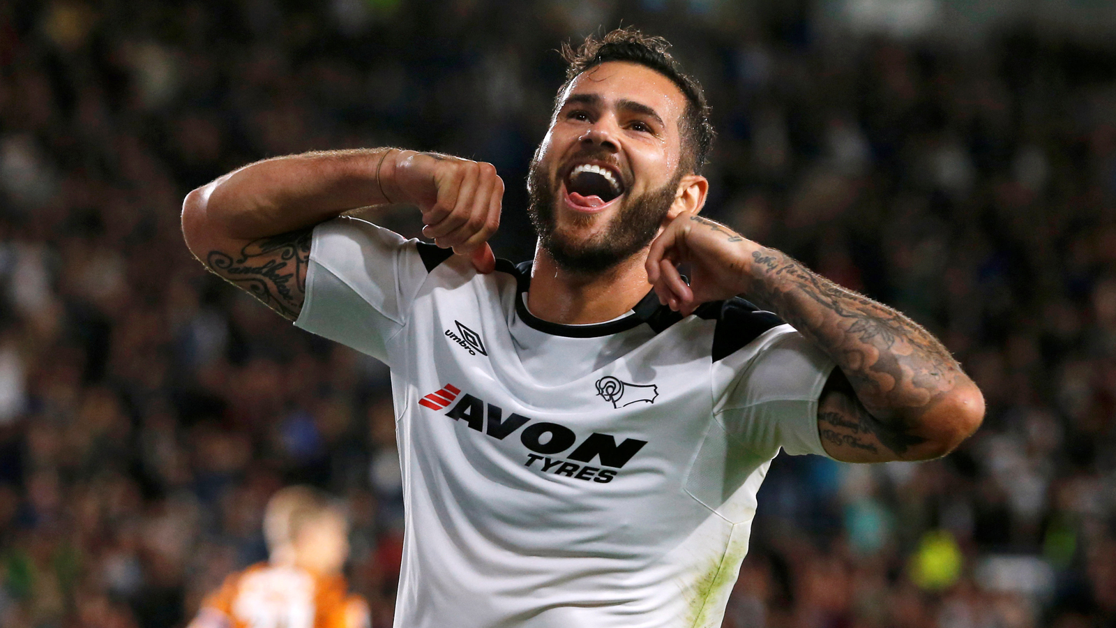 Derby County hit Norwich City transfer bullseye and left Leeds United jealous